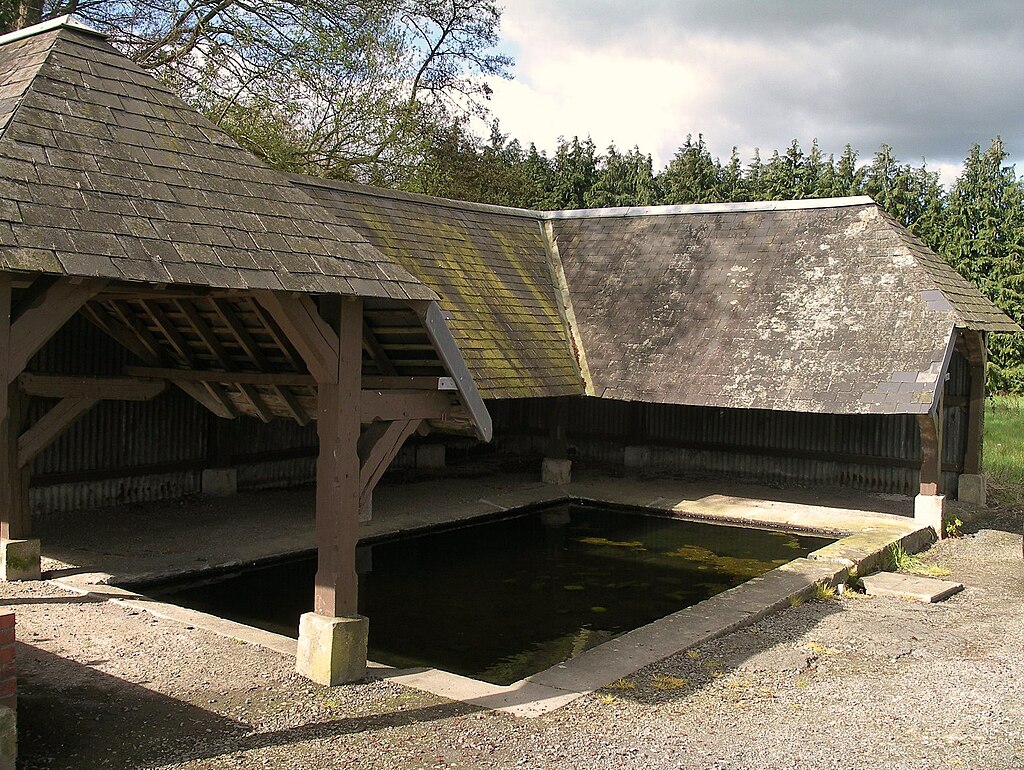 Lavoir Grimbosq.JPG