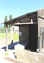 Lavoir de Luz-Saint-Sauveur (Stade) (Altos Pirenéus) 1.jpg