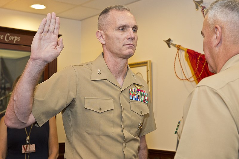 File:Maj. Gen. Gary L. Thomas Promotion Ceremony 160805-M-LR229-132.jpg