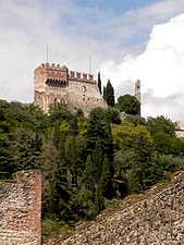 Vista del castello superiore