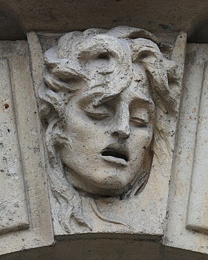 Capitole de Toulouse 31.JPG Mascarons