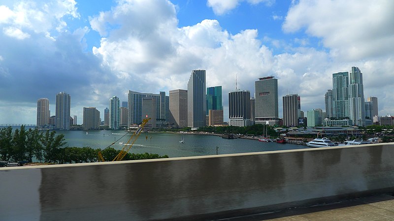 File:Miami Port Drive - panoramio.jpg