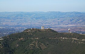 Mount Umunhum Luftbild, 2011.jpg