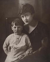 Gorton as a child and his mother Alice in 1915 NlaGortonmotherAlice1915.jpg
