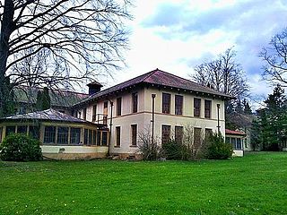 <span class="mw-page-title-main">Northern State Hospital</span> Washington State psychiatric hospital closed in 1973