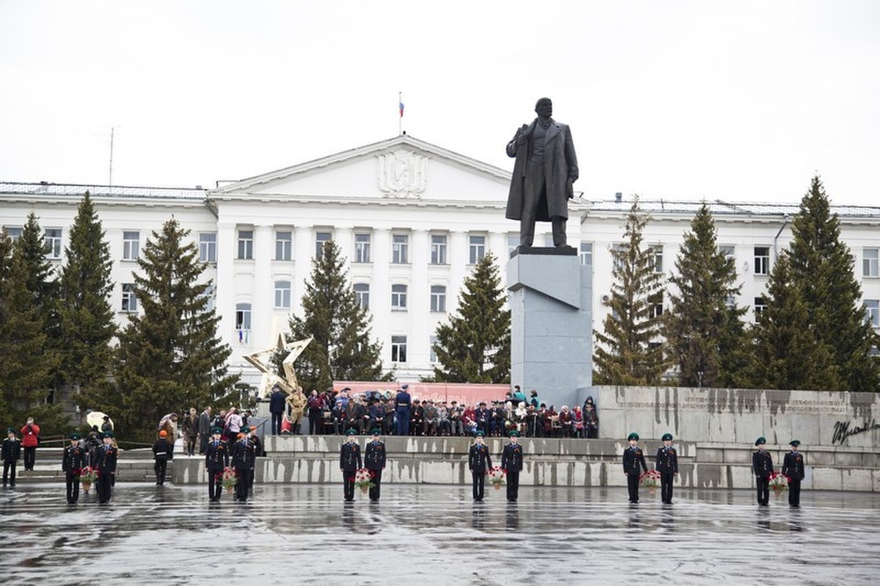 площадь курган старое