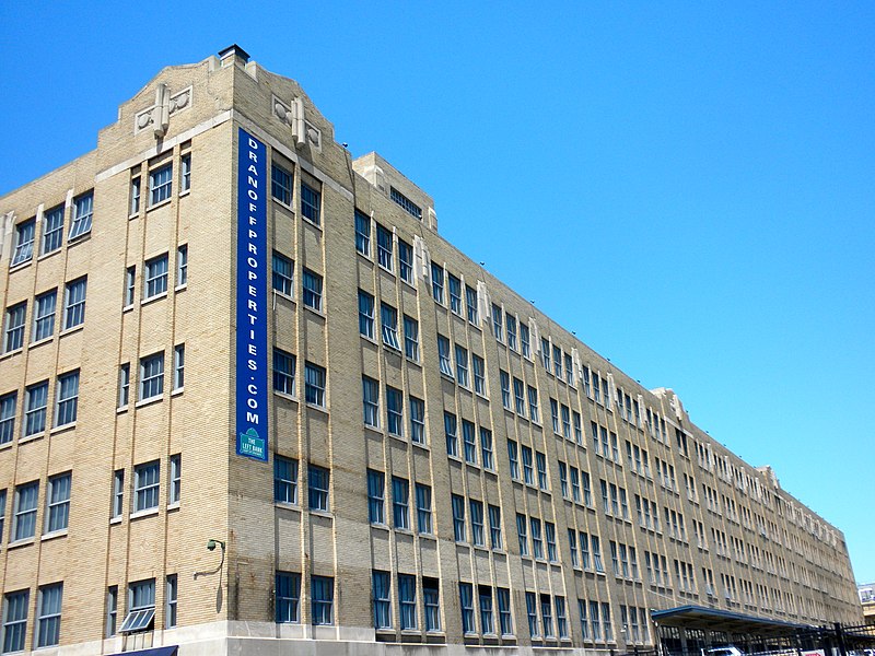 File:PRR Freight Building Philly.JPG