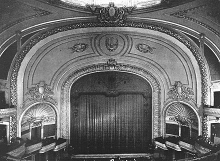 Auditorium, facing the proscenium