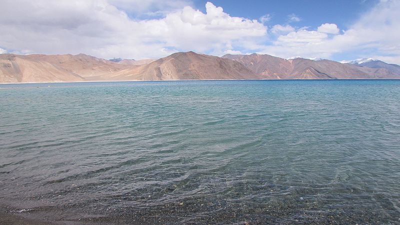 File:Pangong lake at leh ladakh.jpg