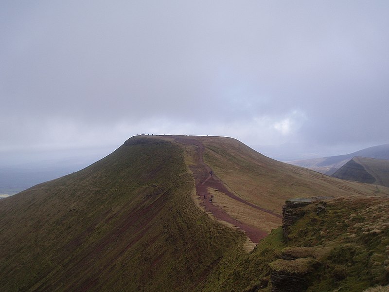 File:Pen y fan from corn du.jpg