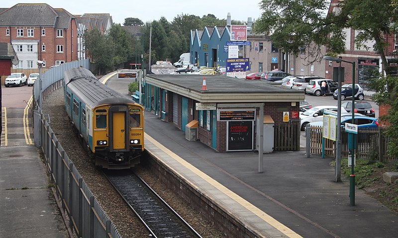 File:Penarth - Arriva 150264.JPG