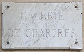 Voir la plaque.