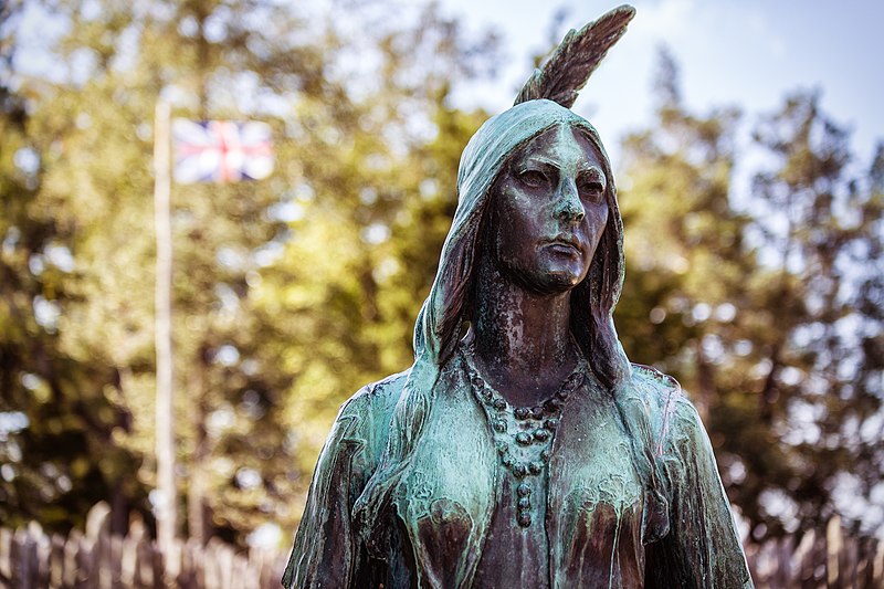 File:Pocohontas Memorial Jamestown (21439820614).jpg