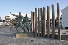 Monumento ao Emigrante