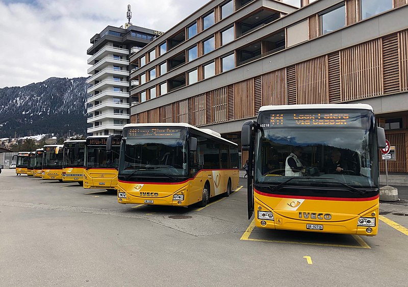 File:Postauto Ilanz.jpeg