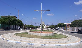 Praça Irineu Cavalcante de Oliveira Ao fundo a capela de São José (2018)