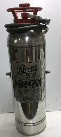 Pyrene apparatus type chemical foam, 1960s
