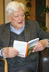 Richard Adams: Britisk skribent