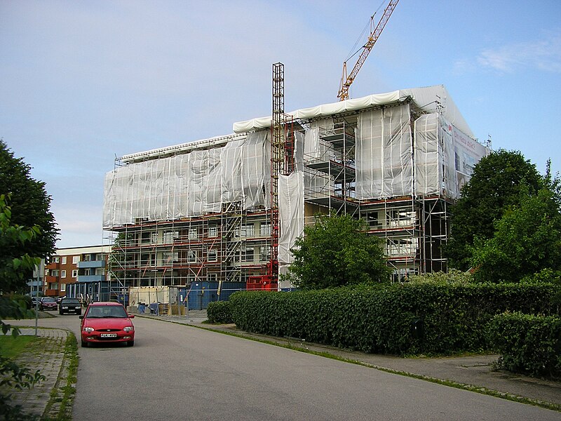 File:Roddaregatan, Vänersborg, 2011.jpg