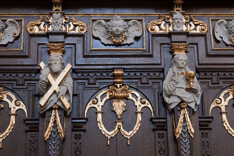 File:Roggenburg Klosterkirche Chorgestühl Nordseite 3. Sitz 2010 10 31.jpg