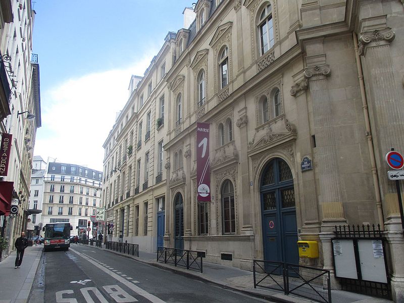 File:Rue Perrault 2017.jpg