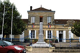 Das Rathaus in Saint-Laurent-d'Arce