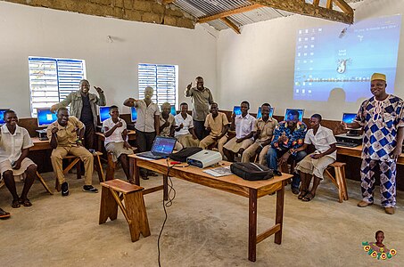 Salle informatique du lycée de Nano, région des savanes au nord Togo