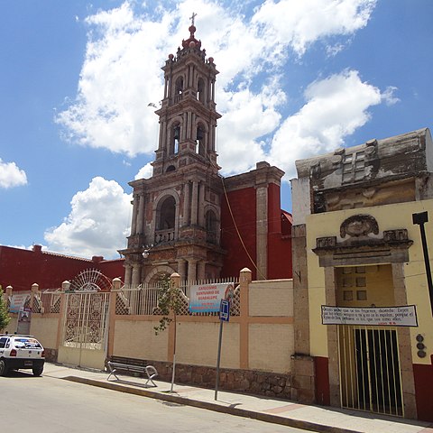 File:Santuario de Nuestra Señora de Guadalupe en Calle 5 de Mayo - Silao,   - Wikimedia Commons