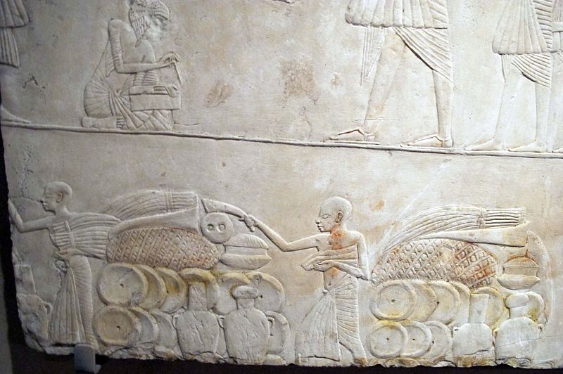 File:Saqqara, rilievo di horemheb, 1332-1323 ac., C 03.JPG