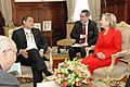 Sekreter Clinton, Ekvador Devlet Başkanı Rafael Correa ile Konuştu (4686400134) .jpg