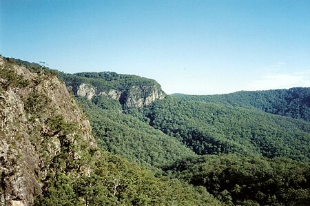 ไฟล์:Ships_Stern_Lamington_National_Park.jpg