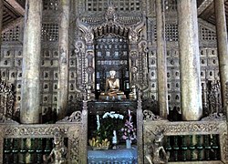 Shwe Kyaung Inside Buddha Image.jpg