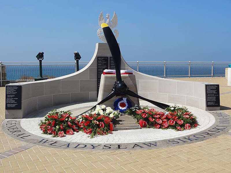 File:Sikorski Memorial Gibraltar July 2013.jpg