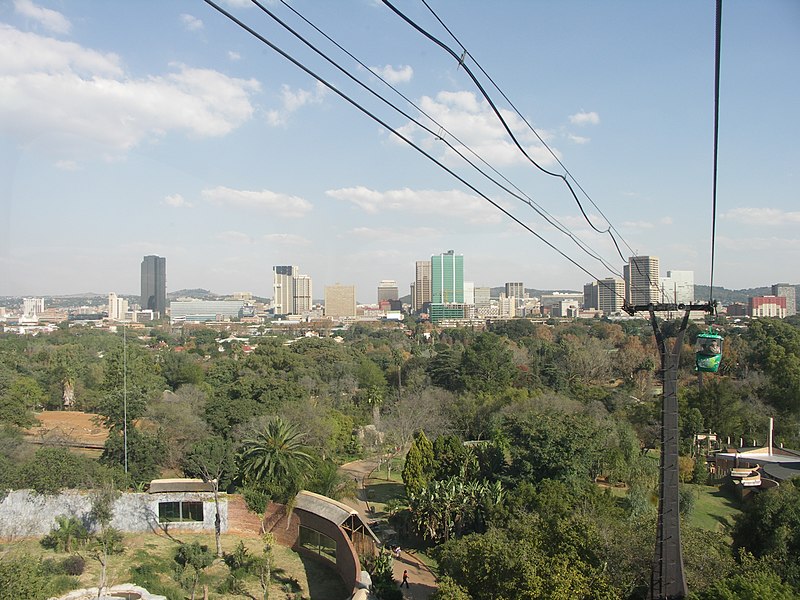 File:South Africa-Pretoria Zoo-Cableway02.jpg