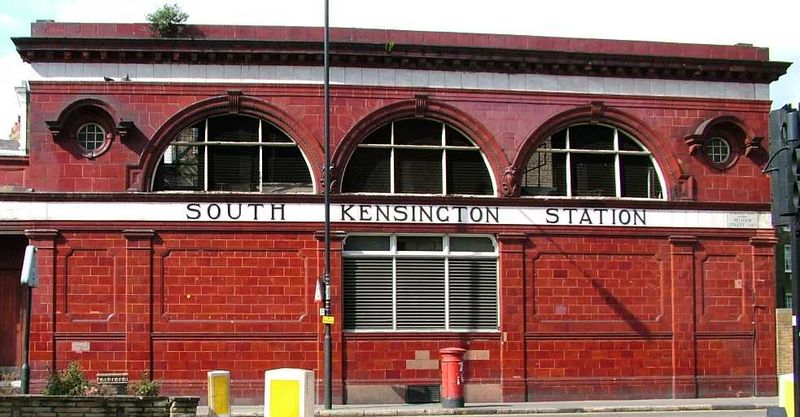 File:South Kensington station building.jpg