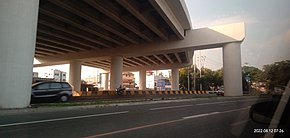 Southeast Metro Manila Expressway C-5 Exit (8-12-22).jpg