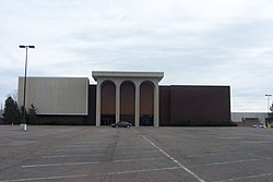 The abandoned The Denver/JCPenney/JCPenney Home Store on the west side of Southglenn Mall Southglenn JCP.jpg