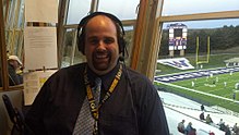 Sportcaster Don Wadewitz im Perkins Stadium an der Universität von Wisconsin-Whitewater.jpg