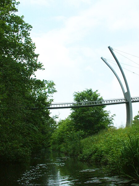 File:Squirell bridge in The Hague (03).jpg