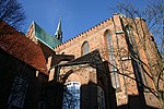 Blick auf den Chor der Katharinenkirche und das Klostergebäude mit dem Konsistorialzimmer (von der Stadtbibliothek genutzt)