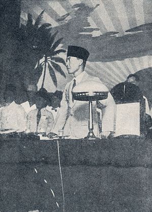 Sukarno speaking at Grand Indonesia Conference, Bung Karno Penjambung Lidah Rakjat 228.jpg