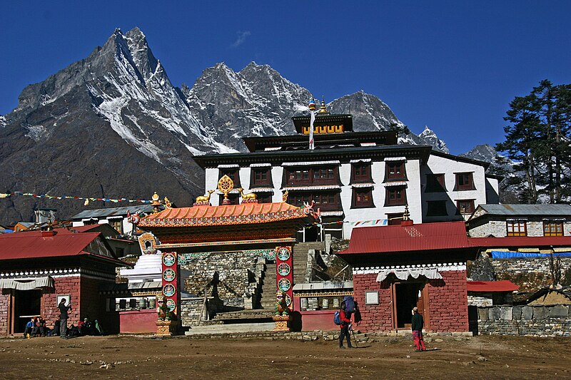 File:Tengboche-10-2007-gje.jpg