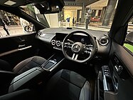 The interior of Mercedes-Benz B 180 (W247).jpg