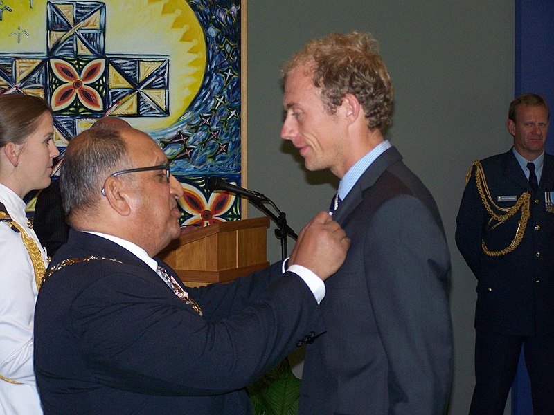 File:Tom Ashley ONZM investiture.jpg