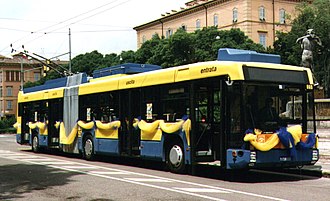 Trolleybus decorated in celebration of the resumption of trolleybus service and the entry into service of new low-floor vehicles, in May 2000. Trolleybus 25 decorated for reopening of Modena trolleybus system, 13-5-2000.jpg