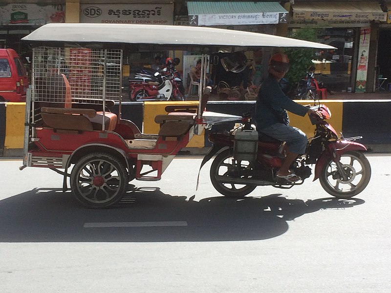 File:Tuk Tuk Gắn Xe Máy.jpg