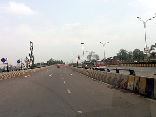 Overpass for a U-turn on Thane–Belapur road in Greater Mumbai