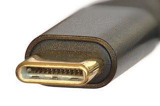 <span class="mw-page-title-main">USB-C</span> 24-pin USB connector system
