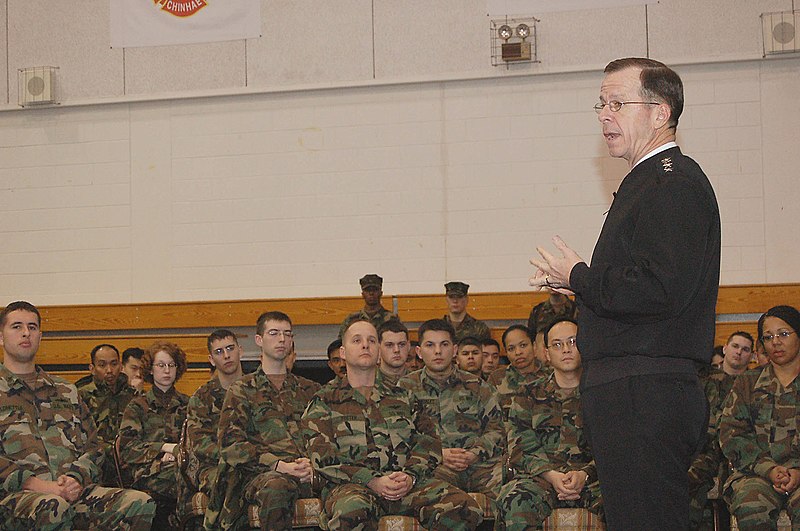 File:US Navy 060119-N-7431M-002 Chief of Naval Operations (CNO), Adm. Mike Mullen talks to Sailors at Commander, Fleet Activities Chinhae, Republic of Korea.jpg