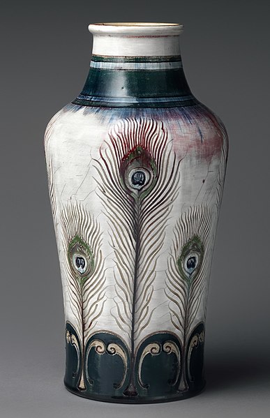 File:Vase with peacock feathers MET DP325406 (cropped).jpg